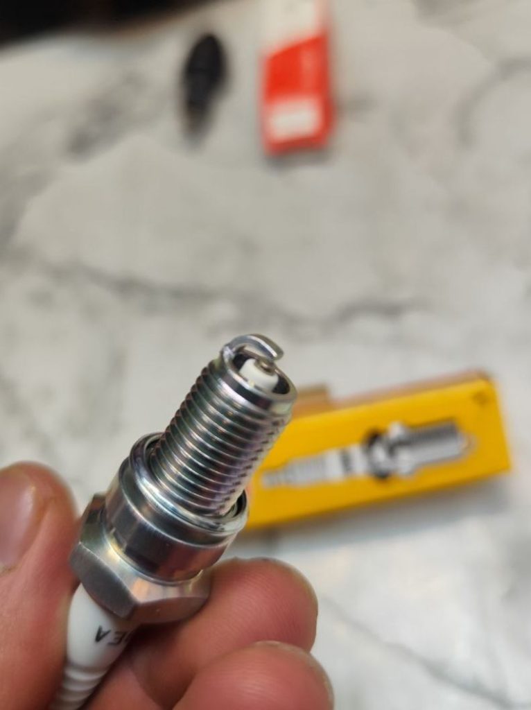 شمع ان جی کا (NGK) هندا